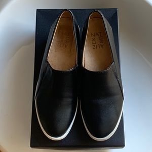 NATURALIZER - Sandra Wedge Slip-On Sneaker